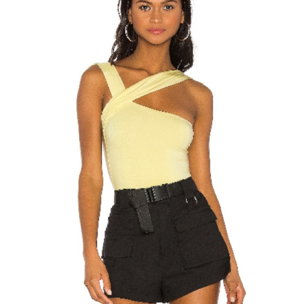 h:ours Yellow Asymmetrical Sleeveless Bodysuit